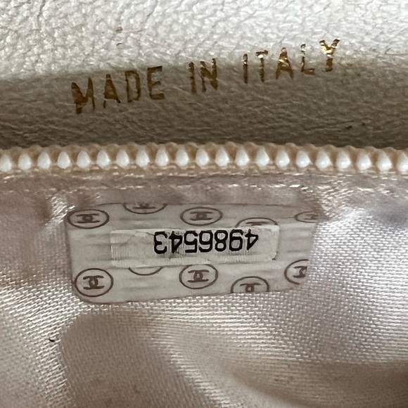 Caviar leather Chanel Quilted CC Bag - Picture 5 of 10